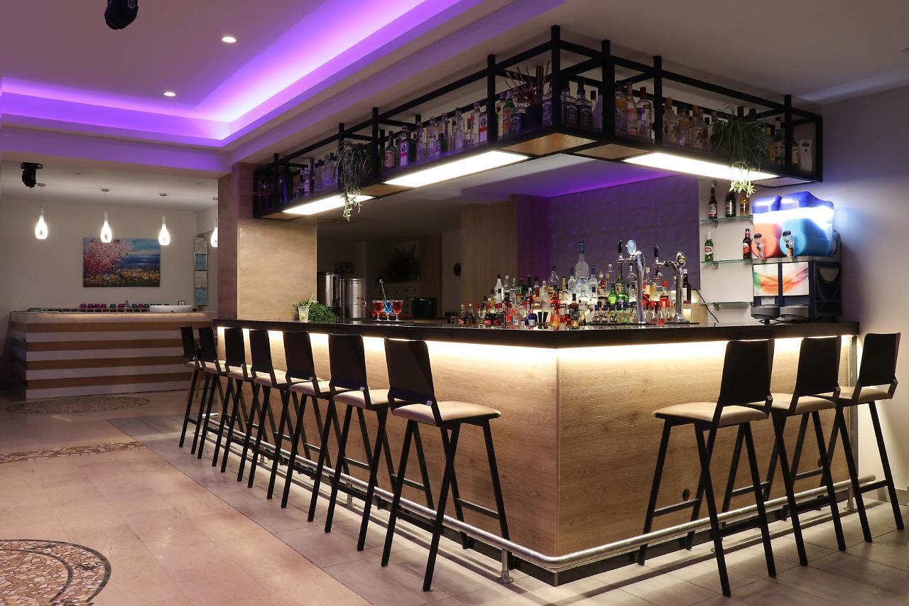 Ekati Mare Hotel Kávos Екстериор снимка