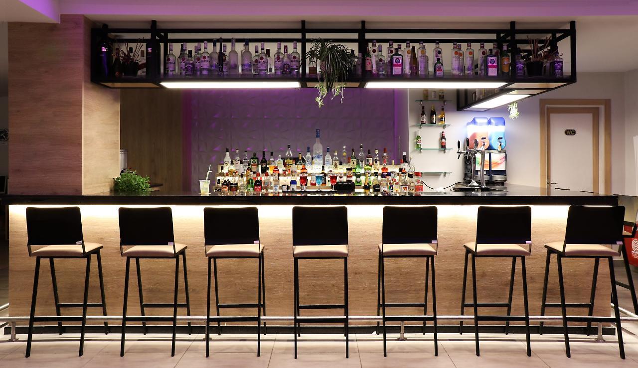 Ekati Mare Hotel Kávos Екстериор снимка