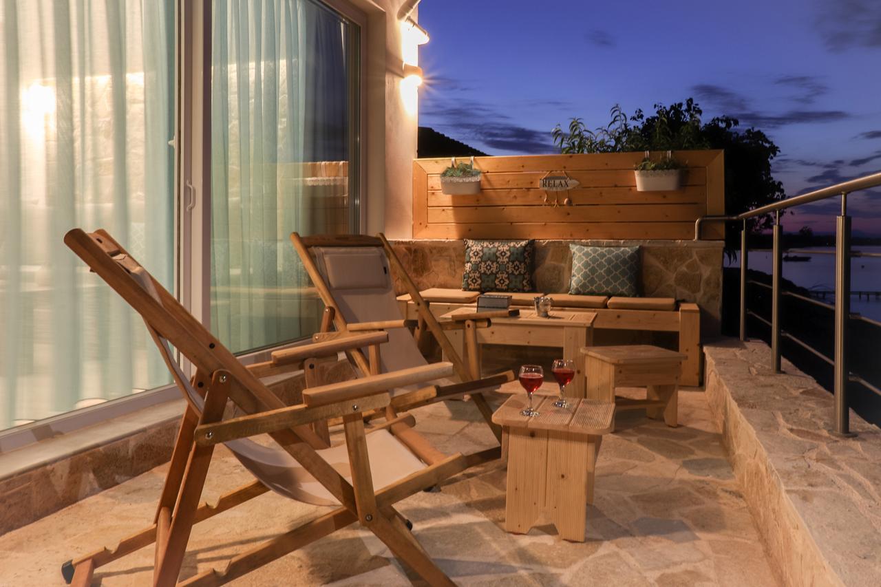 Ekati Mare Hotel Kávos Екстериор снимка