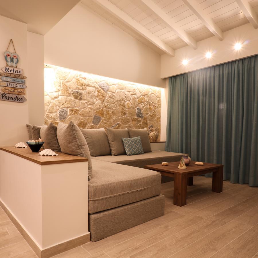 Ekati Mare Hotel Kávos Екстериор снимка