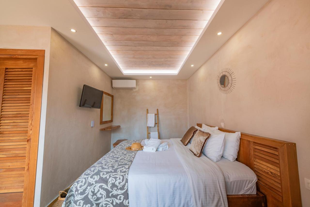 Ekati Mare Hotel Kávos Екстериор снимка